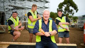 SafetyCulture ambassador and TV host Scott Cam is encouraging outdoor workers to take sun protection seriously. Picture supplied